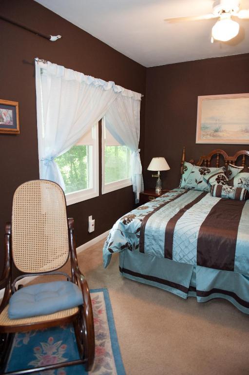 Cedars & Beeches Bed & Breakfast Лонг Бранч Стая снимка